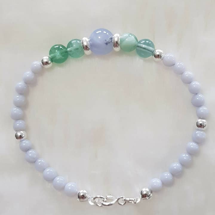 Bracciale in calcedonio in argento 925 per la vendita all'ingrosso da parte di les secrets de Louisette