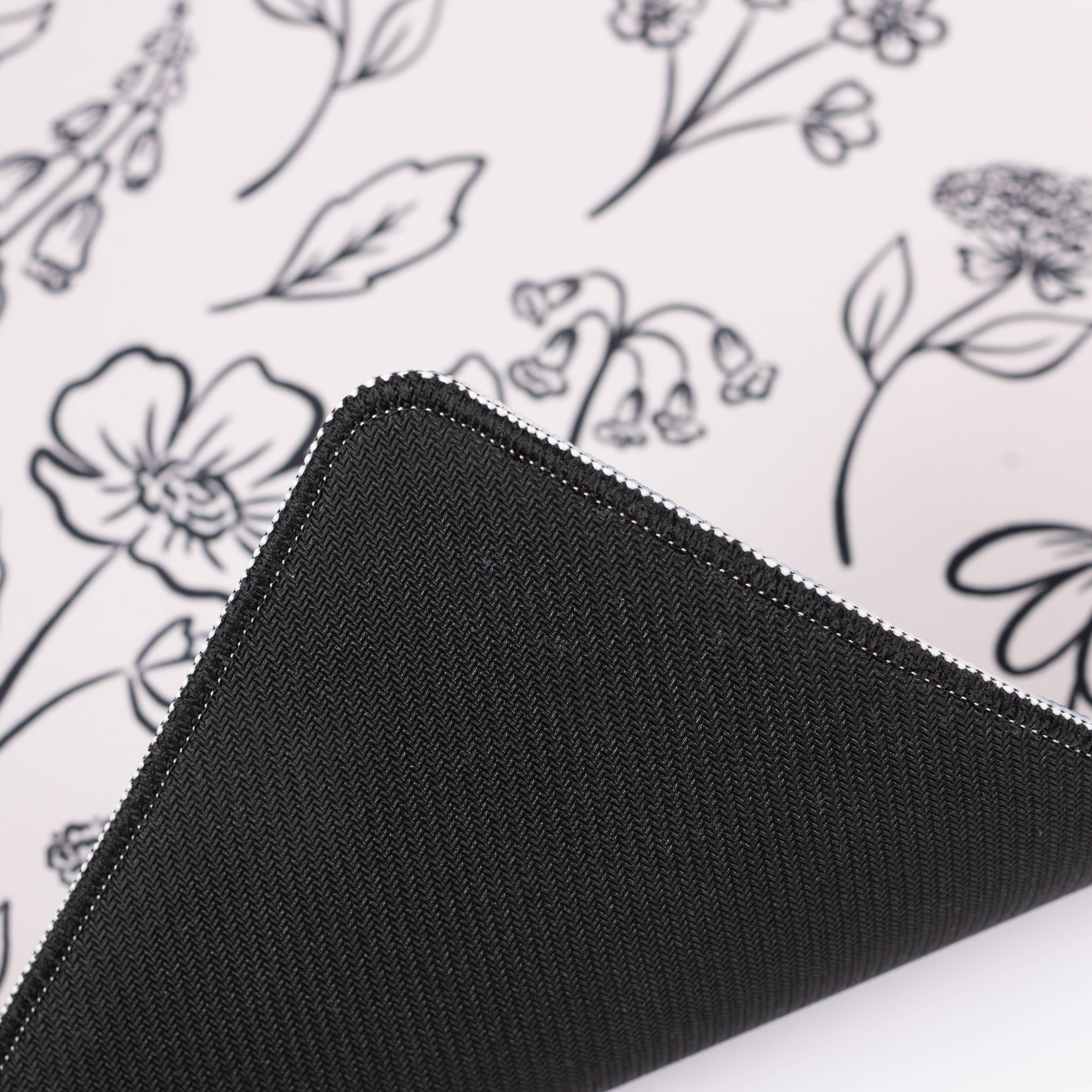 Elyse Breanne Design – wholesale Desk pad – Pressed Floral Desk Pad3