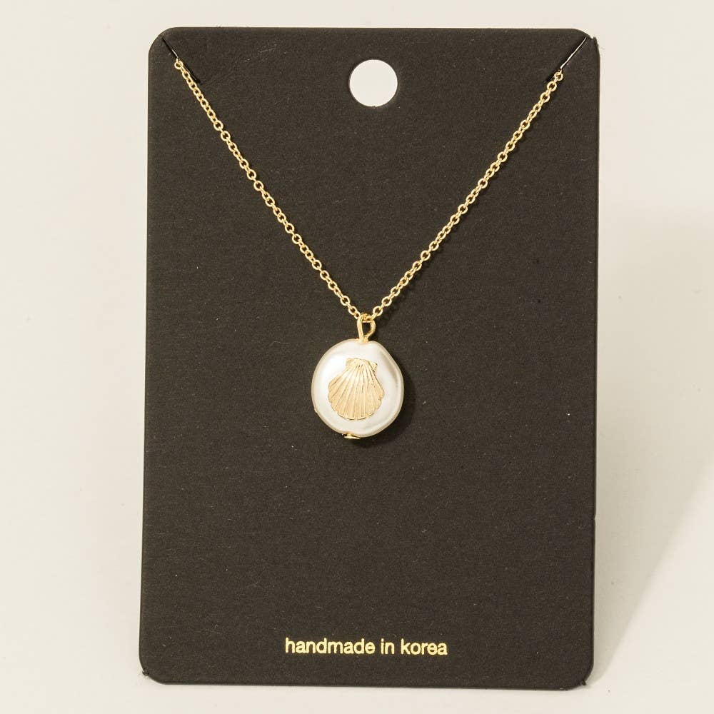 G Collana con Pendente di Perla a Conchiglia in vendita all'ingrosso su Faire1