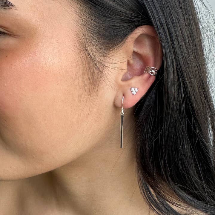 Something Silver – wholesale Hängande örhängen – Elegant Bar Drop örhängen1