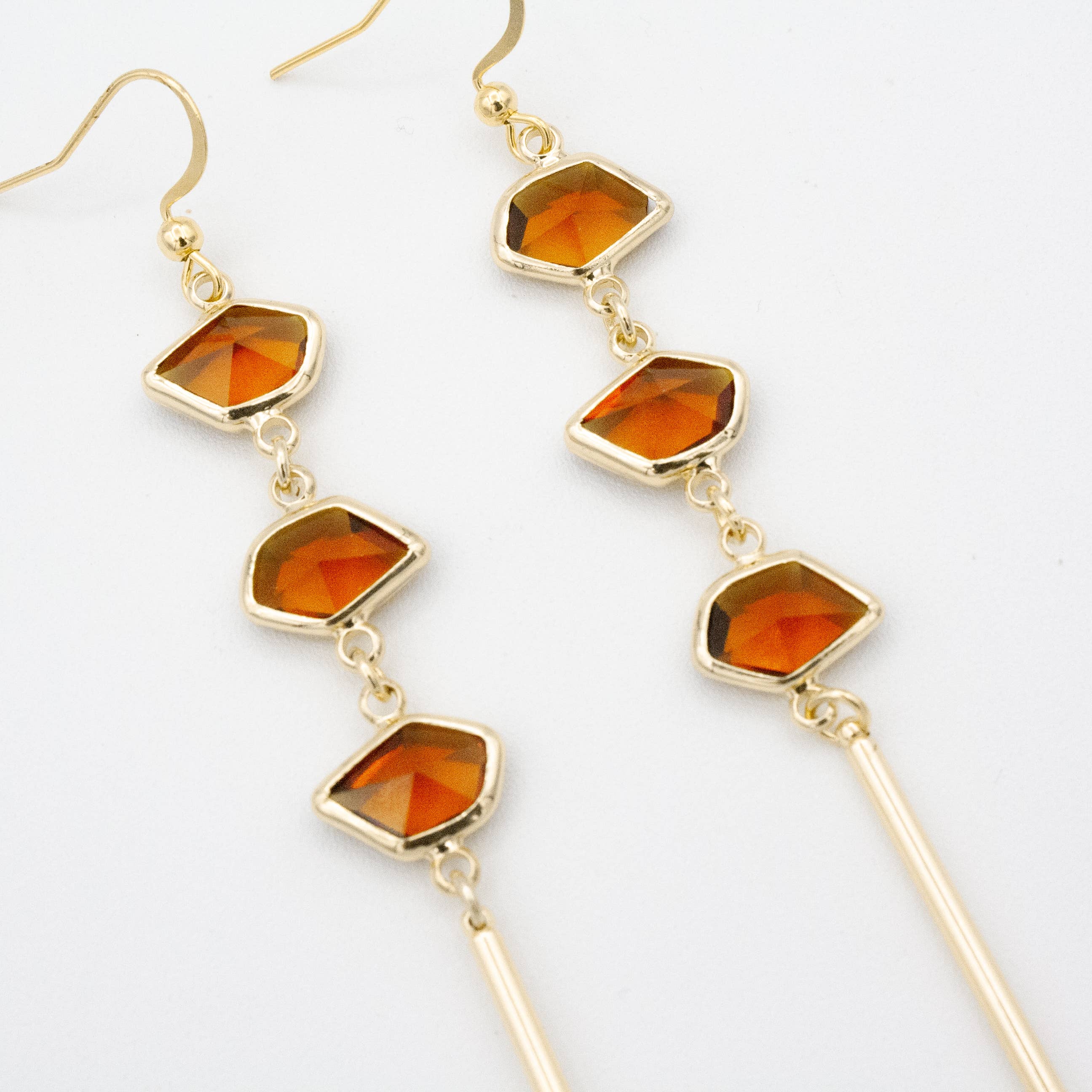 bungalowBlonde Jewelry - Vendita all'ingrosso Orecchini pendenti - Orecchini Bali-Ali: Ambra2