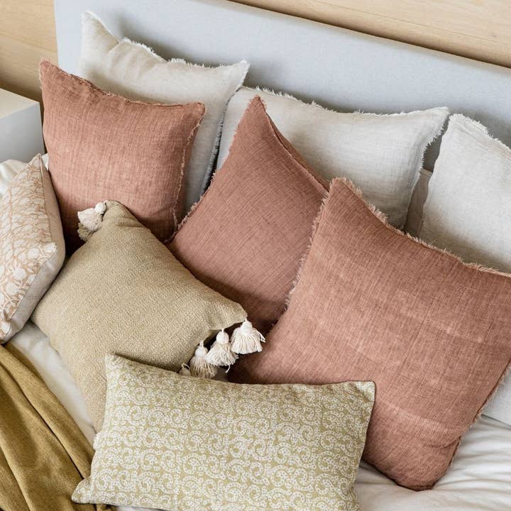 Indaba Trading - Wholesale Throw/Decorative Pillow - 24x24 Lina Linen Pillow Rooibos