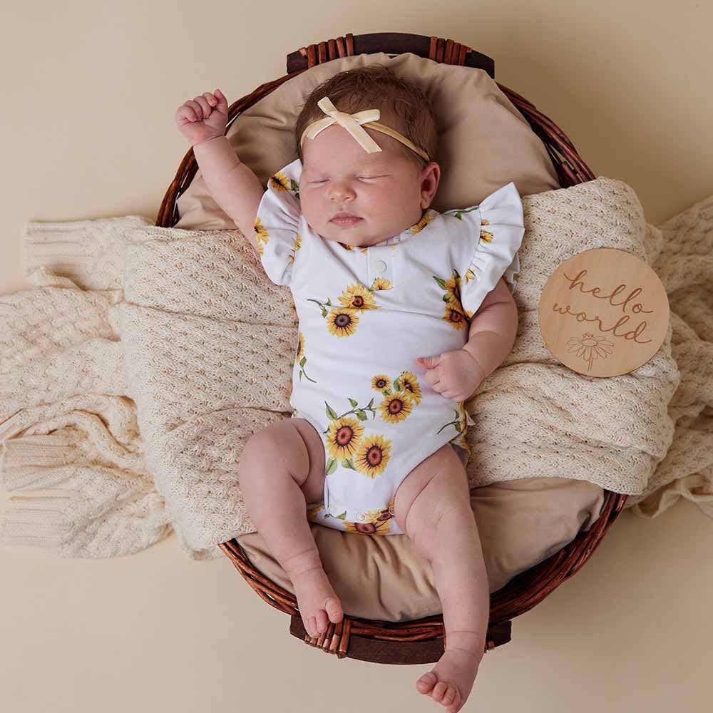 Snuggle Hunny - Wholesale Rompertje - Baby - Zonnebloem biologische bodysuit met korte mouwen en ruches6