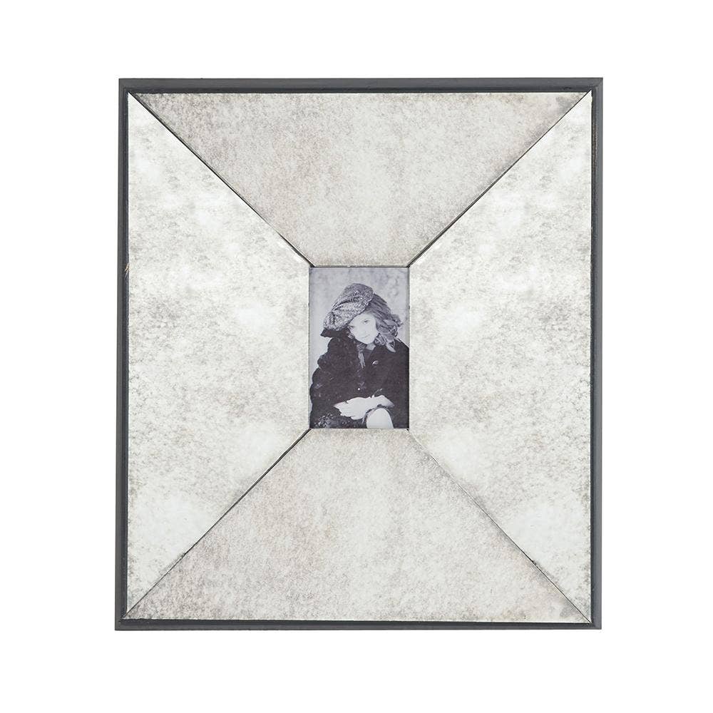 A&B Home Group Inc. - Wholesale Picture frame - 16.5x3x14.5" Photo Frame, 4x6" Opening - Silver