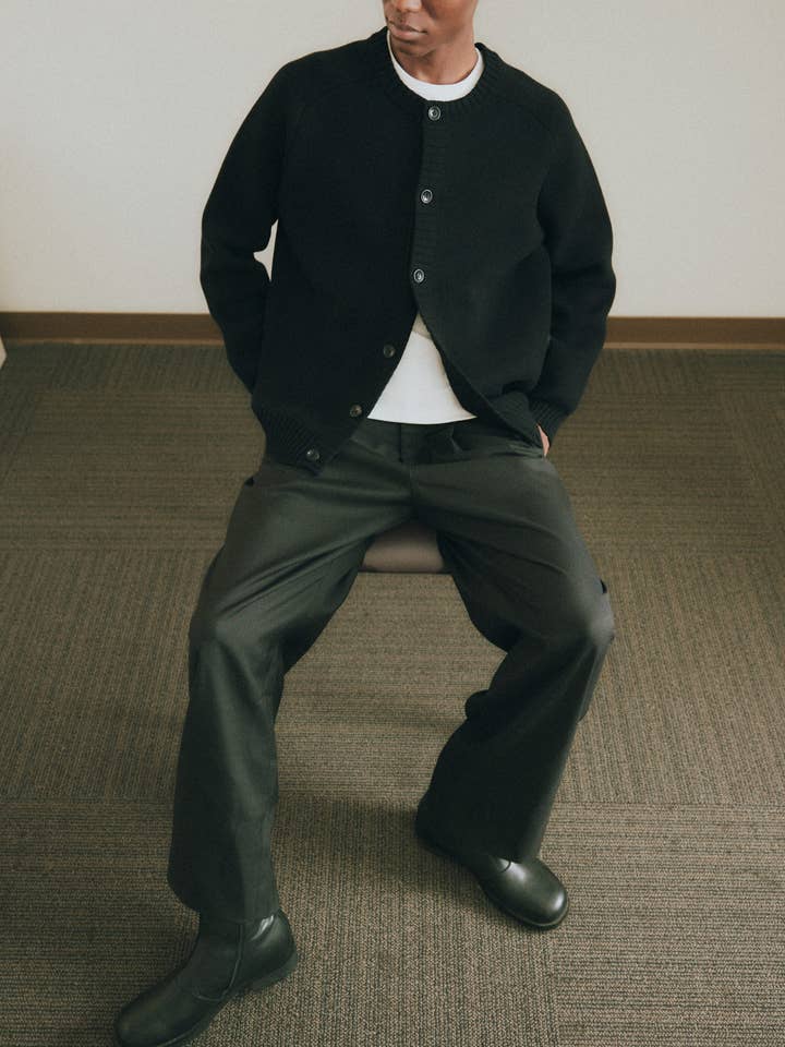 Fritz Cardigan | Kraftig Strikket Cardigan for engroshandel hos MOD REF