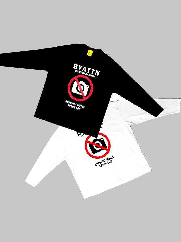 PACK OF 2 'NO SOCIAL MEDIA' Printed Tees (Black + White) for wholesale by WAGWANMAN LTD