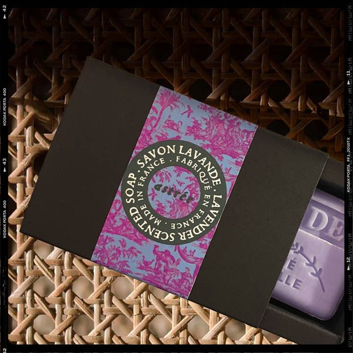 TOILE DE JOUY SOAP | LAVENDER for wholesale by LES POÉTISÉS