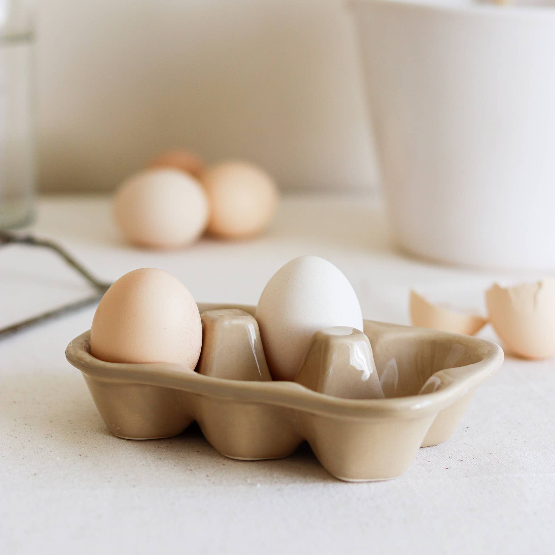 Beige & Stone – wholesale Äggkopp/-hållare – Keramiskt äggställ1