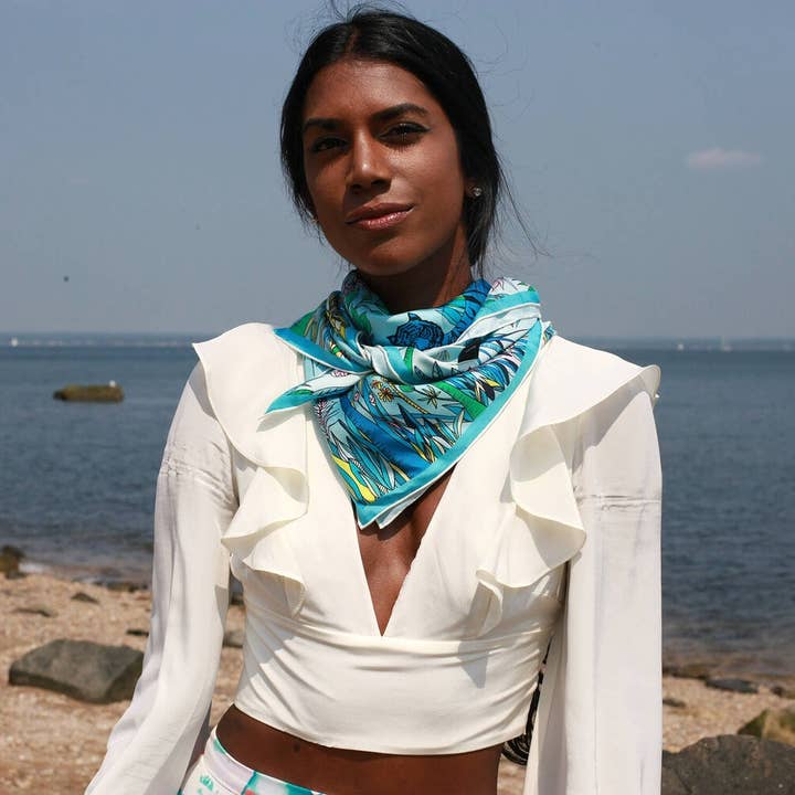 Jessie Zhao New York - Wholesale Scarf - Women's - Silk Scarf of Blue Animal Kingdom