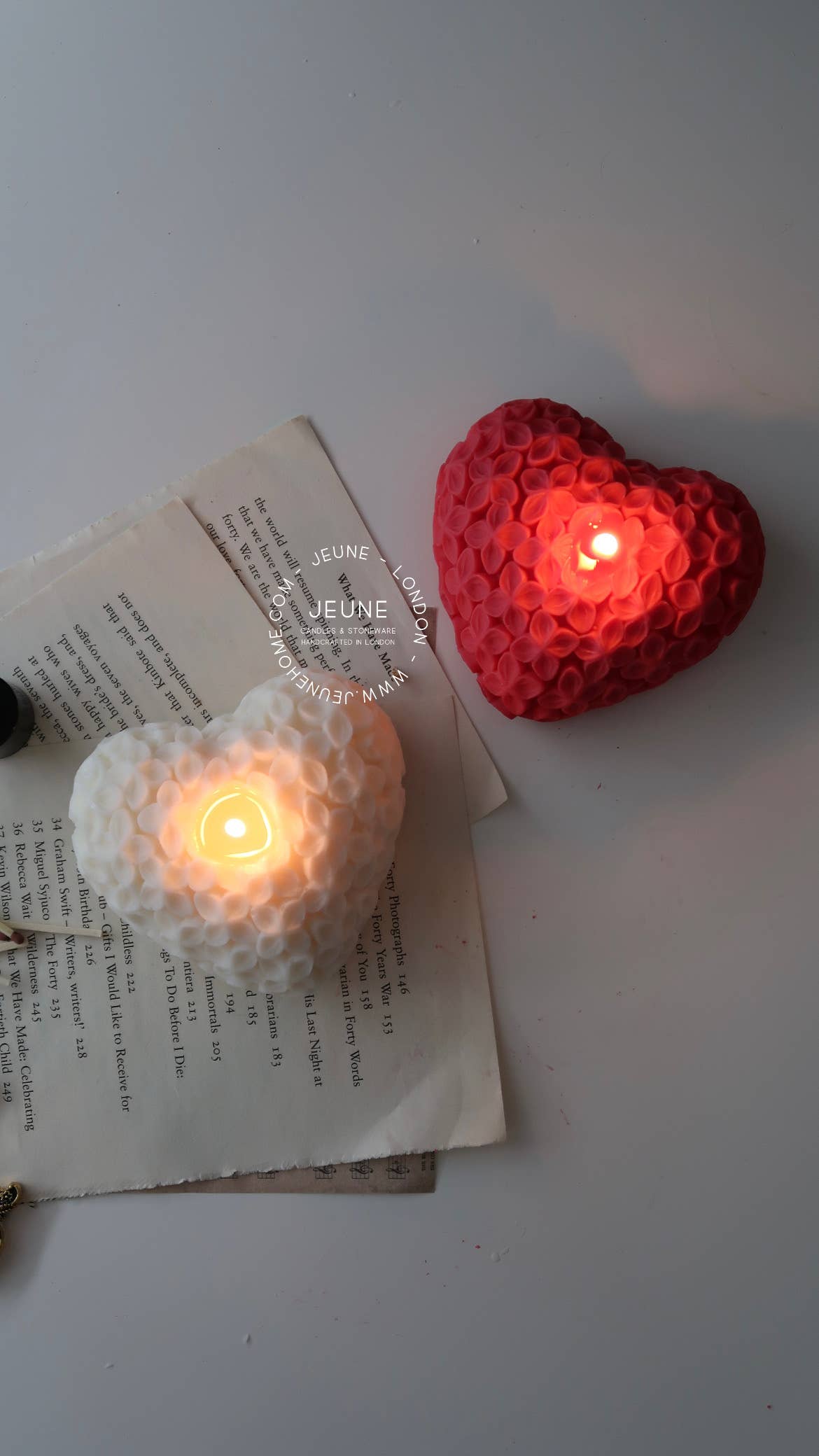 Jeune Home – wholesale Novelty candle – Heart candle with botanical details4