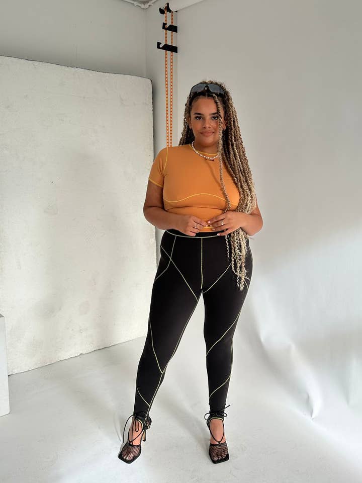 Legging mit Steigbügeln - Schwarz für den Großhandel von ELLEN-CLO