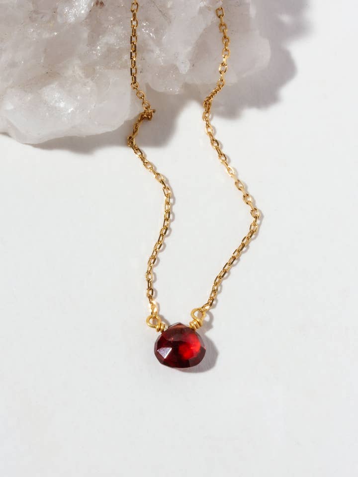 Symbolic Birthstone Necklace 14KT Sterling Silver - Garnet for wholesale by Luna Norte