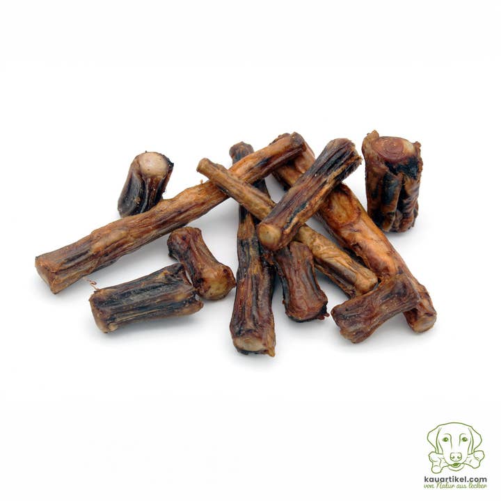 Kalvsvansar torkade tuggsnacks för hundar utan konserveringsmedel för wholesale av Kauartikel.com GmbH