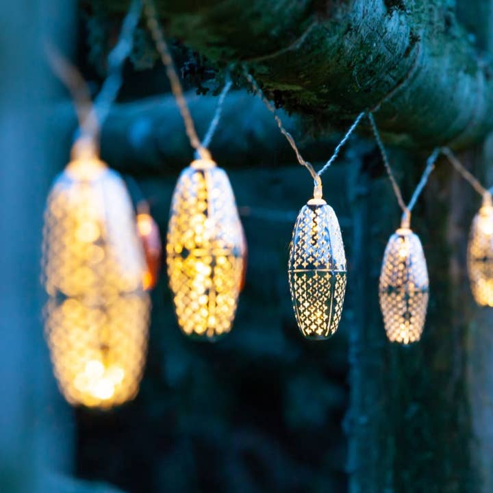 Allsop Home & Garden – wholesale String lights – Marrakesh Metal Solar String Light - Silver Star