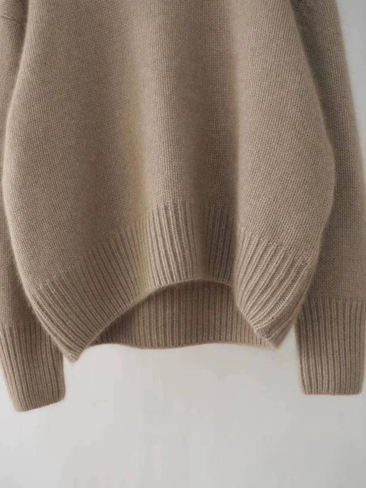 Rosa Clothing - Wholesale Knit Sweater - Women's - Soft Slouchy Turtleneck Knitted Sweater