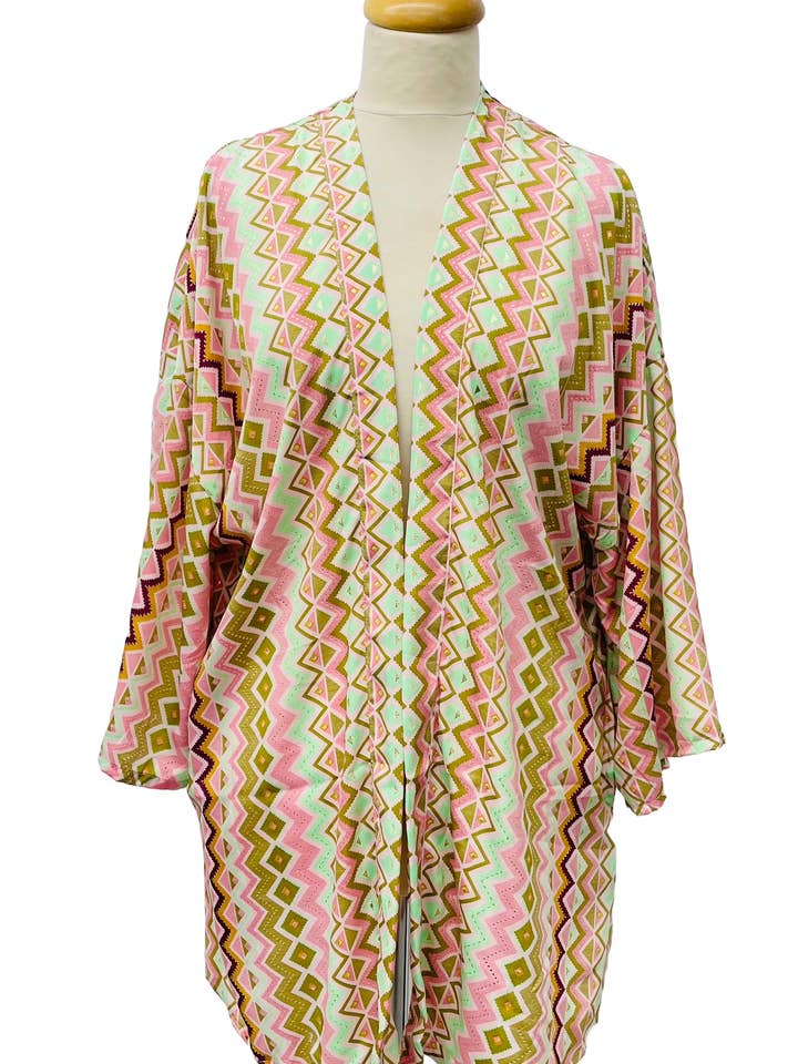 PINK KHAKI Short Cold Silk Kimono with Zigzag Print for wholesale on Faire4