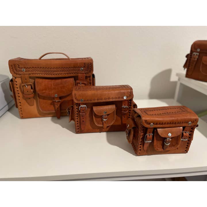 Sac en cuir fait main pour la vente par KarenJailene Shop