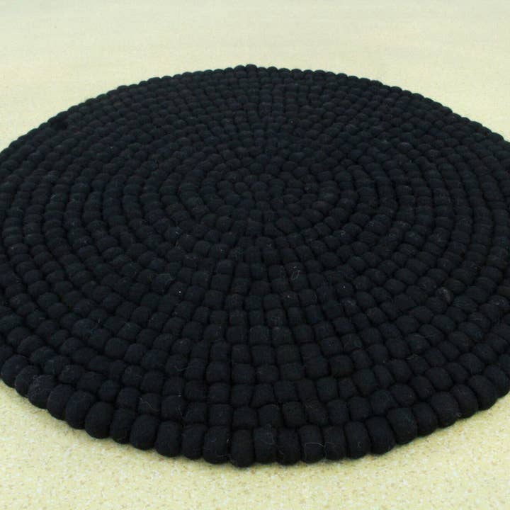 Tapis de zone en feutre de laine fait main - Forme et taille personnalisables pour la vente par Woollyfelt