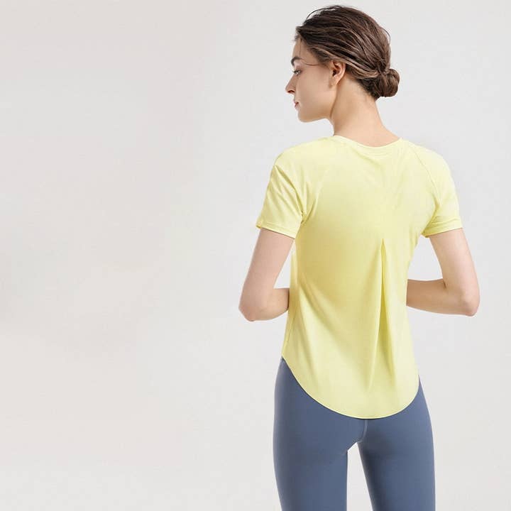 Lockere Yogakleidung mit coolem Tragegefühl und geraffter Rückseite, Fitnessbekleidung für den Großhandel von ELKLENS