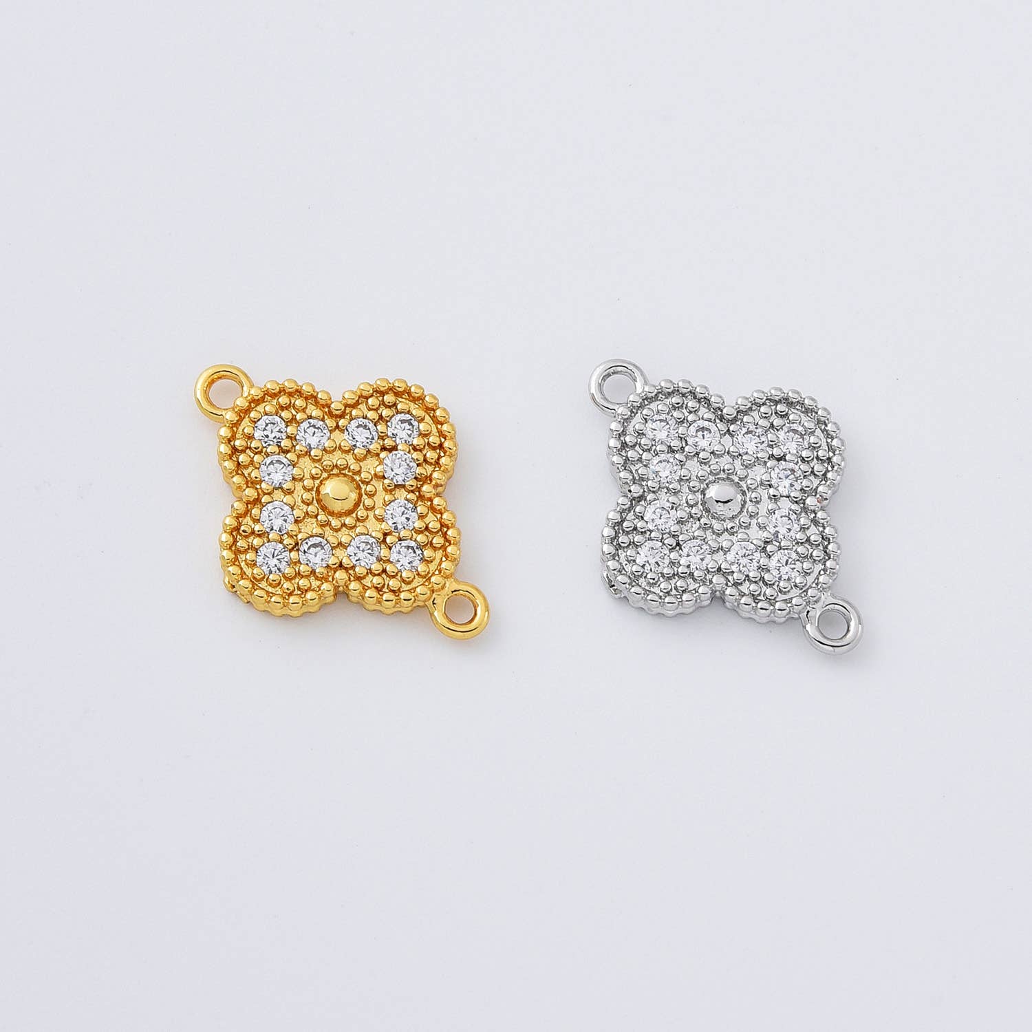 Beads Creation – Großhandel Individueller Charm/Anhänger – Filigraner Anhänger mit vierblättrigem Kleeblatt6