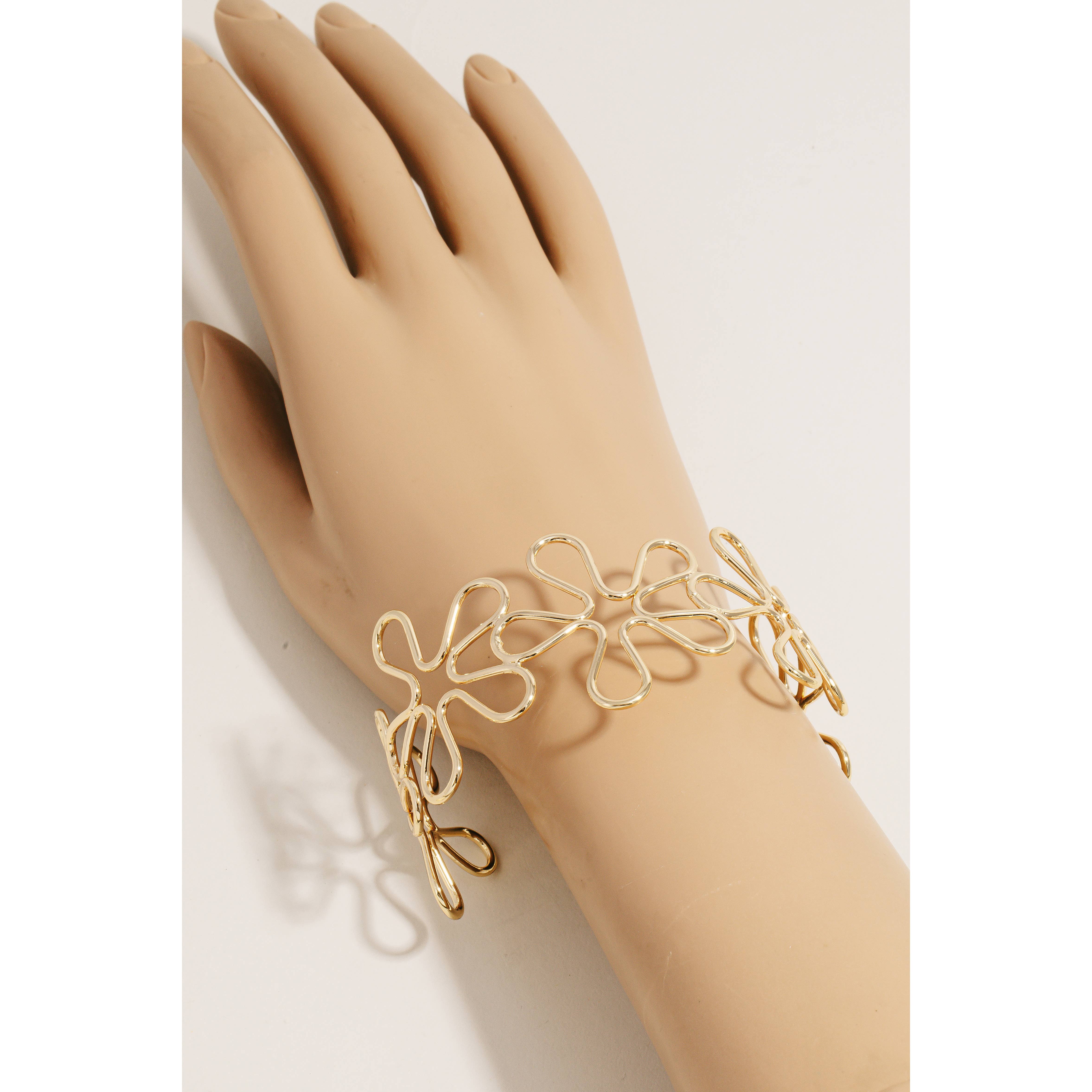 Anarchy Street – wholesale Cuff bracelet – Metallic Wire Flower Cuff Bracelet2