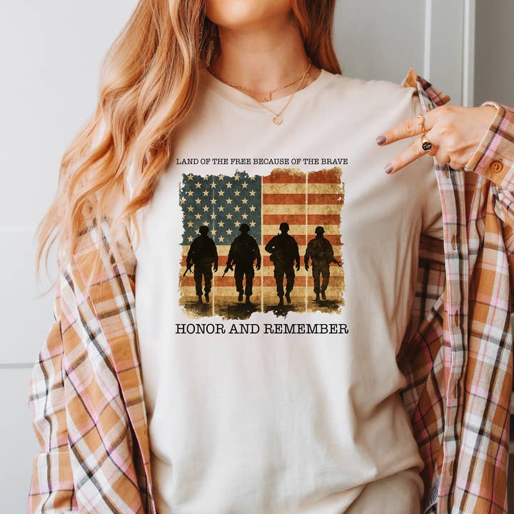 Eleven Fashion - Venta al por mayor Camiseta serigrafiada - Unisex - Camisa Land Of The Free Because Of The Brave0