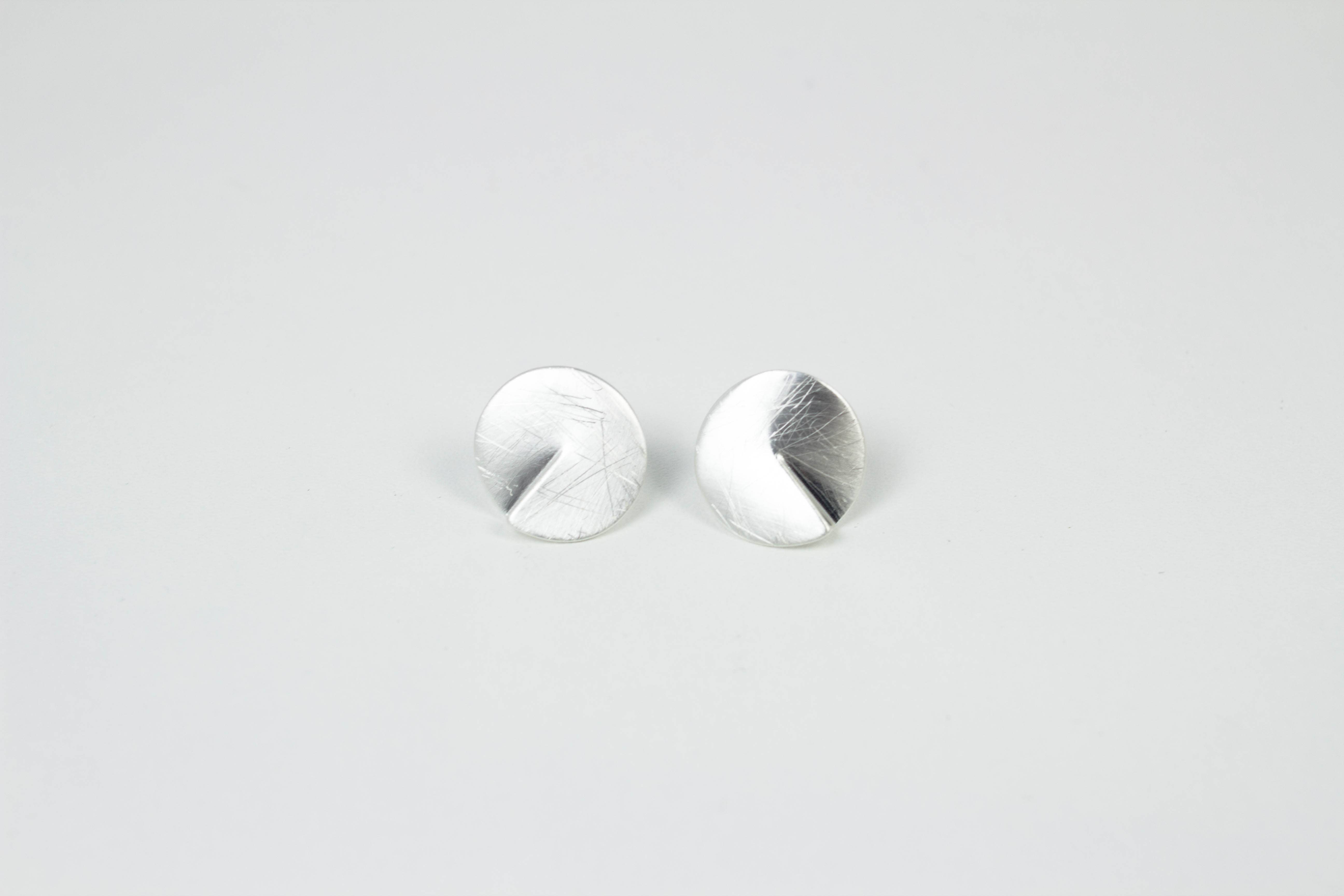 Accessoires by KHB - Wholesale Stud/Post Earrings - ear studs1