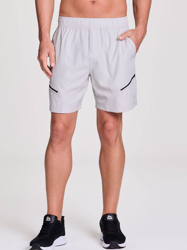 Short à poche zippée Extra Mile pour la vente par RBX Active