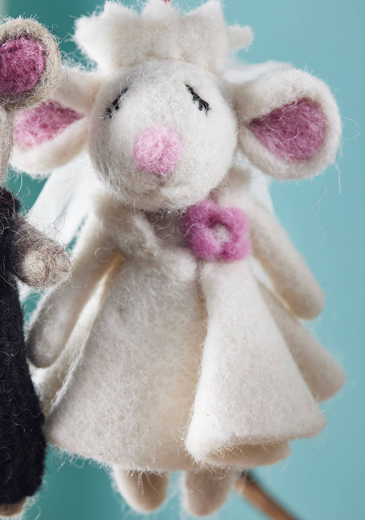 Namaste - Vente Objets de décoration - Décorations de souris de mariage en feutre1