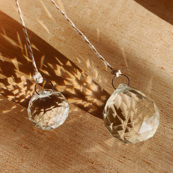 Self Ceremony - Wholesale Suncatcher - Sun catcher / Glass rainbow maker1