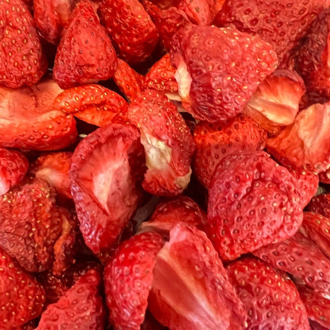 NutriBoom - Wholesale Dried/Dehydrated Fruit - Freeze Dried Strawberries: 17g and 35g packs2