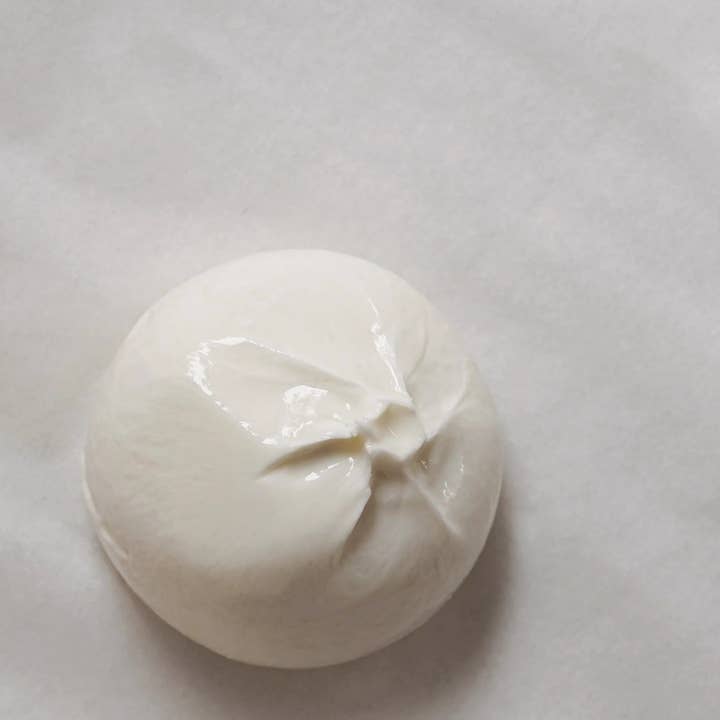OLIO DI SERRA – Großhandel Käse – Burrata di Bufala aus Apulien (200g)2