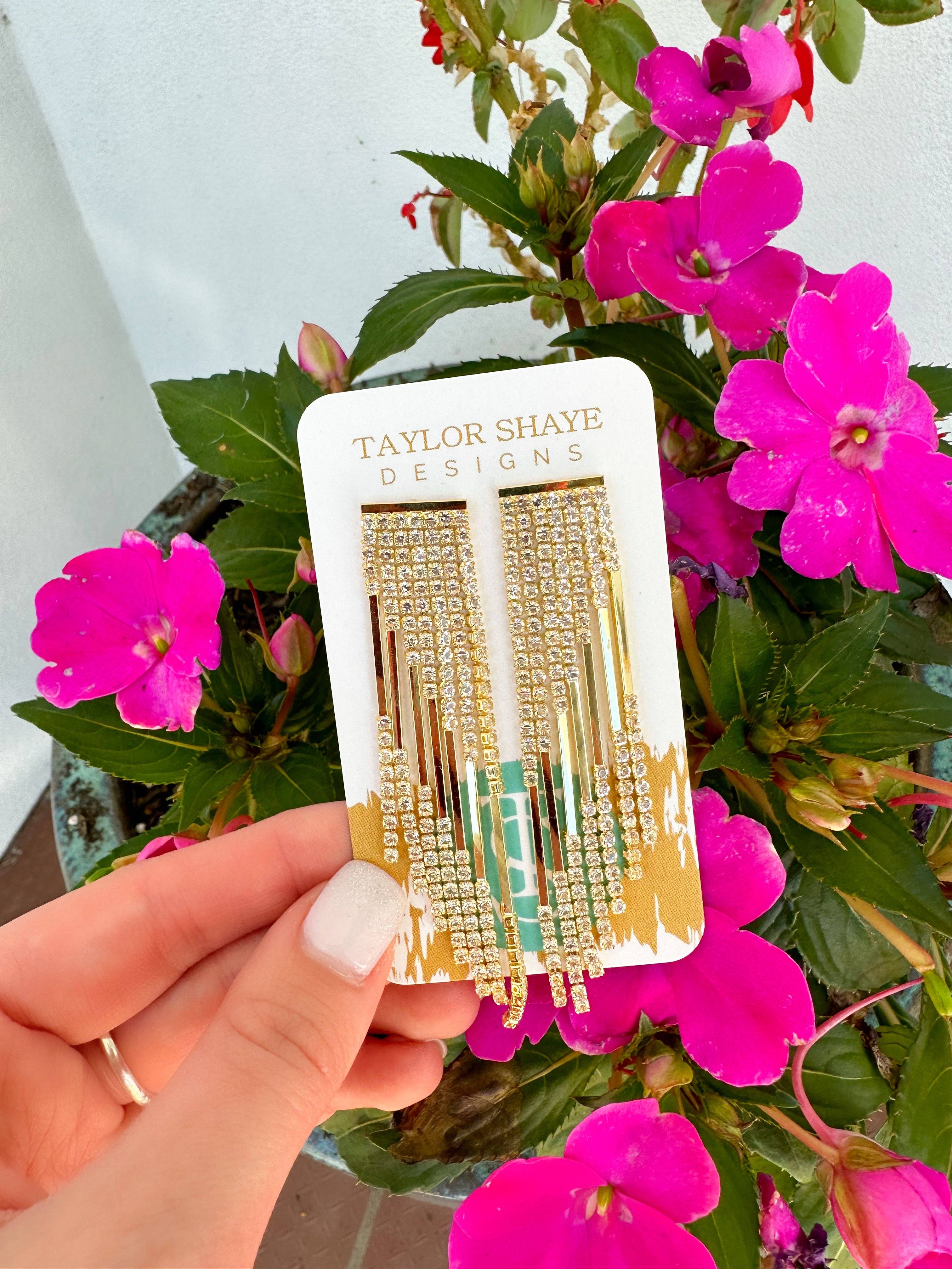 Taylor Shaye Designs - Wholesale Kwastjesoorbellen - Saylor laat vallen1