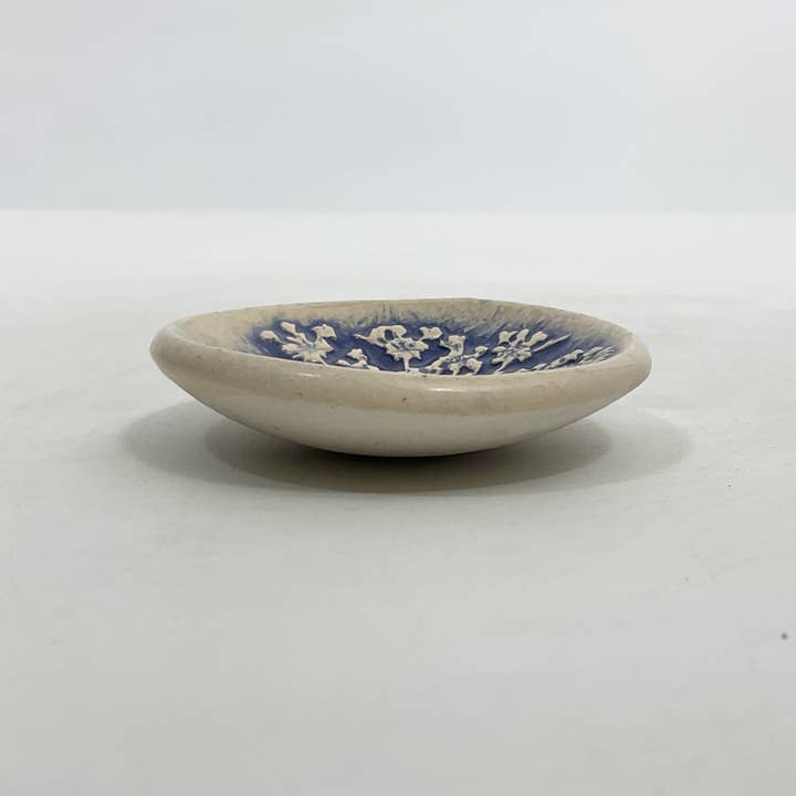 Walton Clay Studio - Wholesale Jewelry Dish - Pottery Dish Bowl - Queen Anne Snowflake1