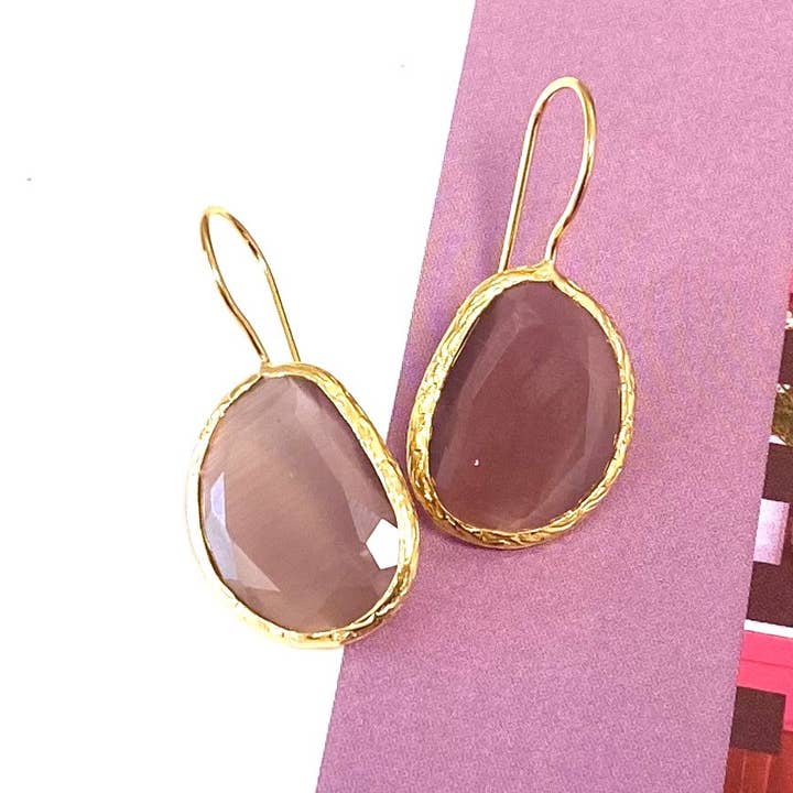 Chic Le Freak - Wholesale Dangle Earrings - Purple cateye stone earrings2