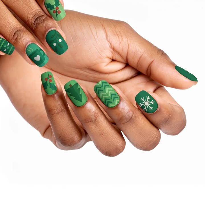 FYNE BODY - Wholesale Press-On/Fake Nails - Evergreen Dazzle Enchantment Press-On Nails77