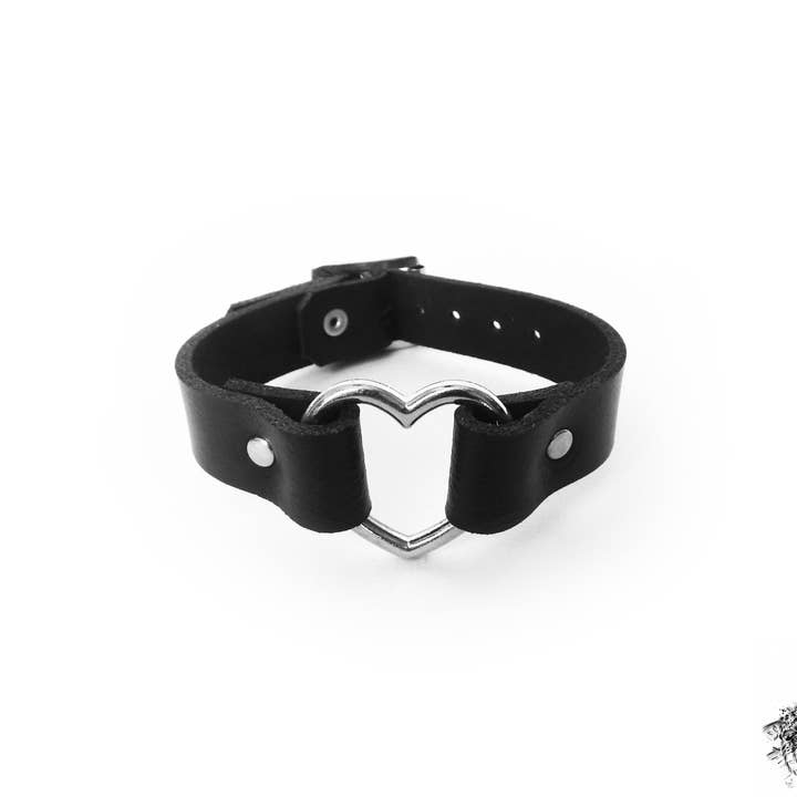 8th Sin - Venta al por mayor Pulsera tobillera - Tobilleras de cuero negro con forma de corazón