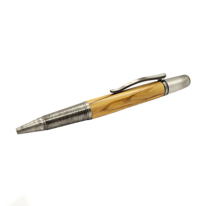 Bog and Brass - Vente Stylos - Stylo en bois personnalisé en bois d'olivier de Bethléem4