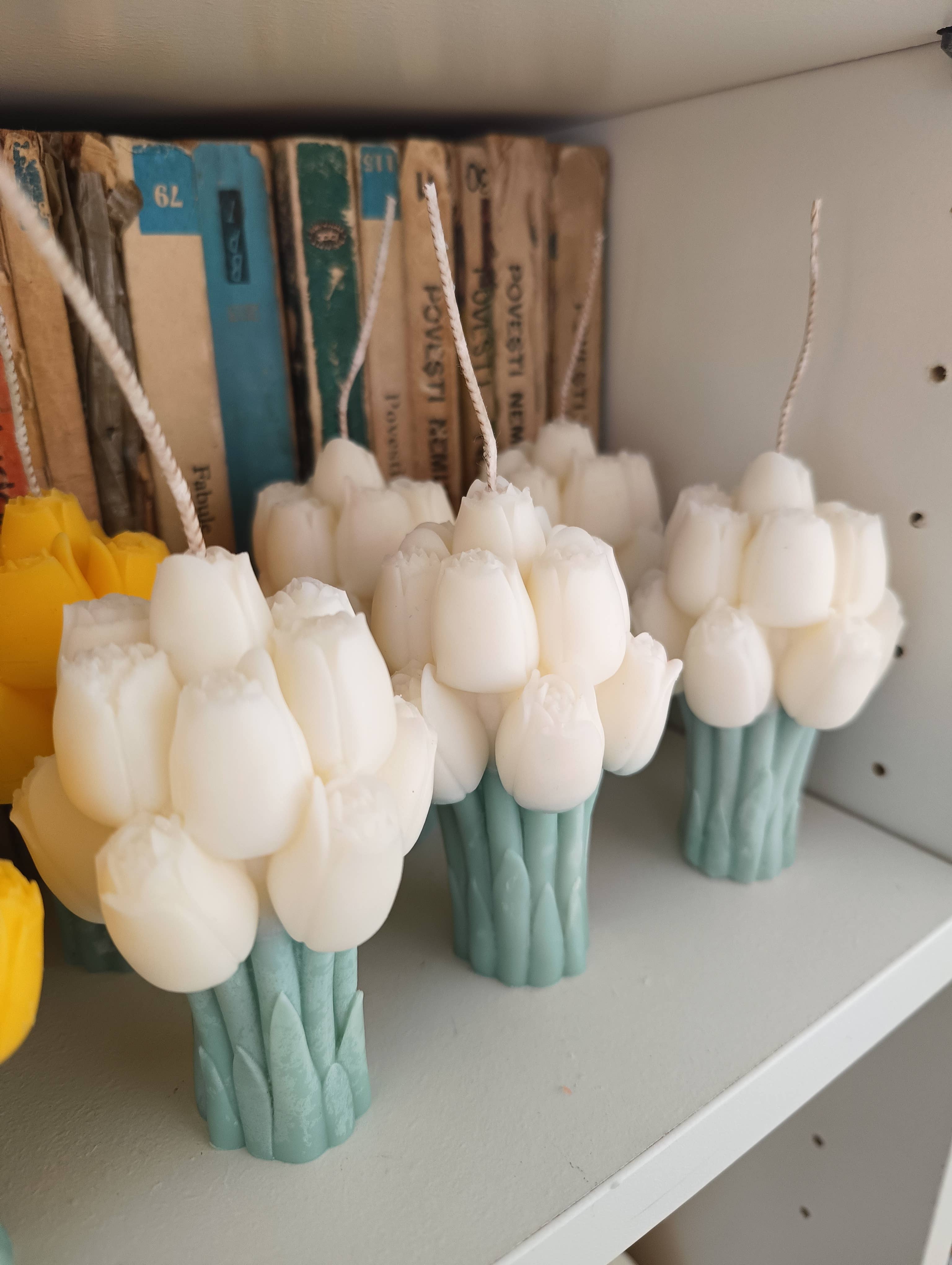 Llum del Sol - Wholesale Novelty Candle - Tulip Flower Candle | Soy Wax Scented Candle5