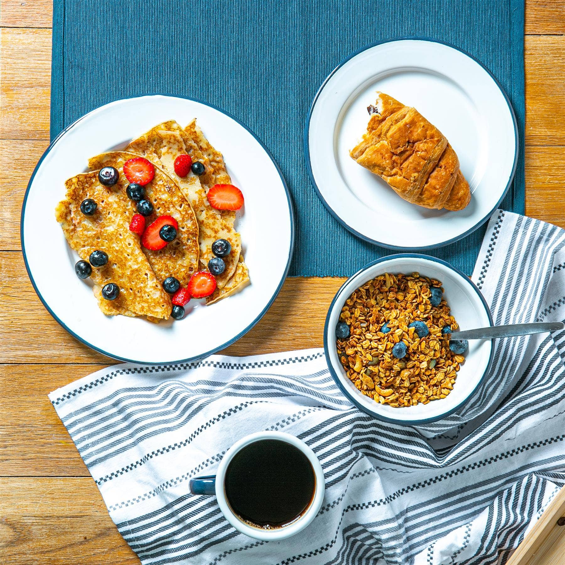 Rinkit Ltd - Wholesale Borden - Argon Tableware wit geëmailleerd 20 cm bijzetbord - marineblauw3