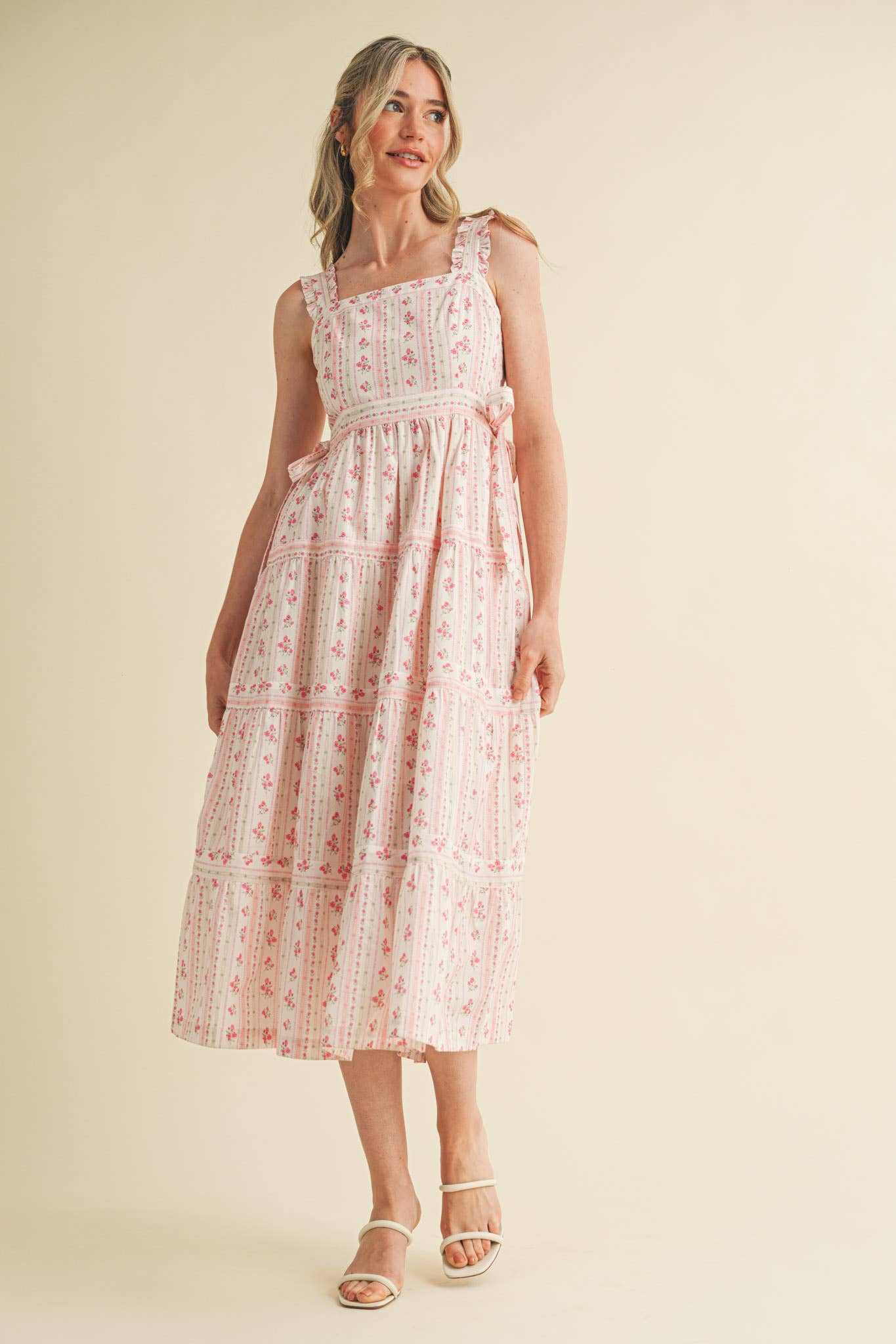 &MERCI - Wholesale Dress - Women's - RUFFLED STRAP FLORAL MIDI DRESS WITH SIDE TYING BOWS MDR35861