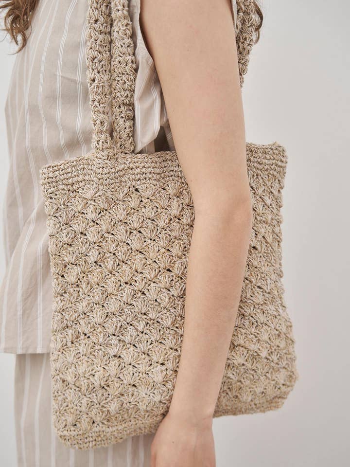 Beachväska i tufft tyg med snäckmönster för wholesale av CARE BY ME