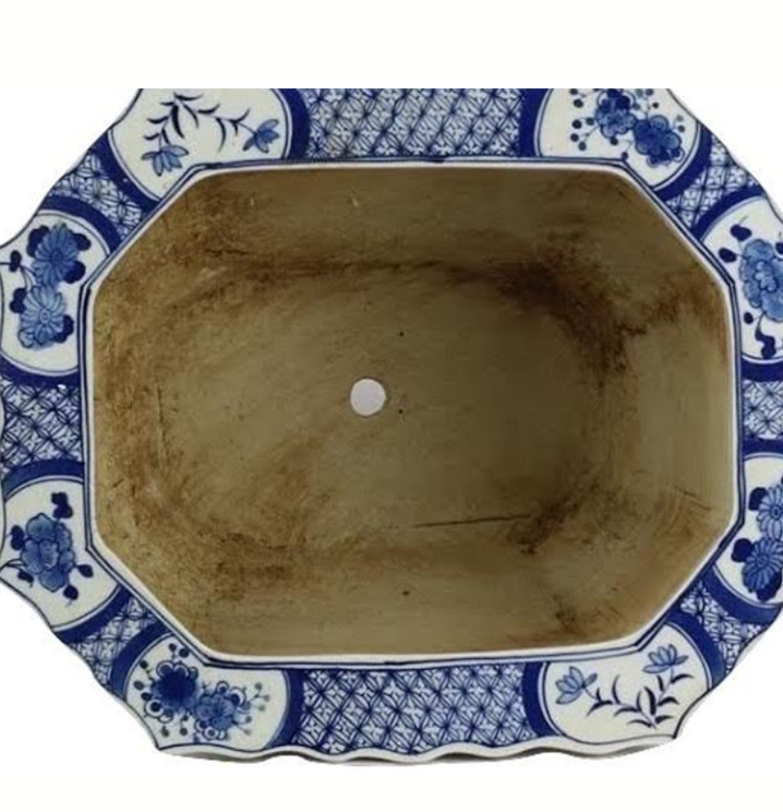 The Enchanted Home – wholesale Plant pot – Village Scene Scalloped Pierced Planter2