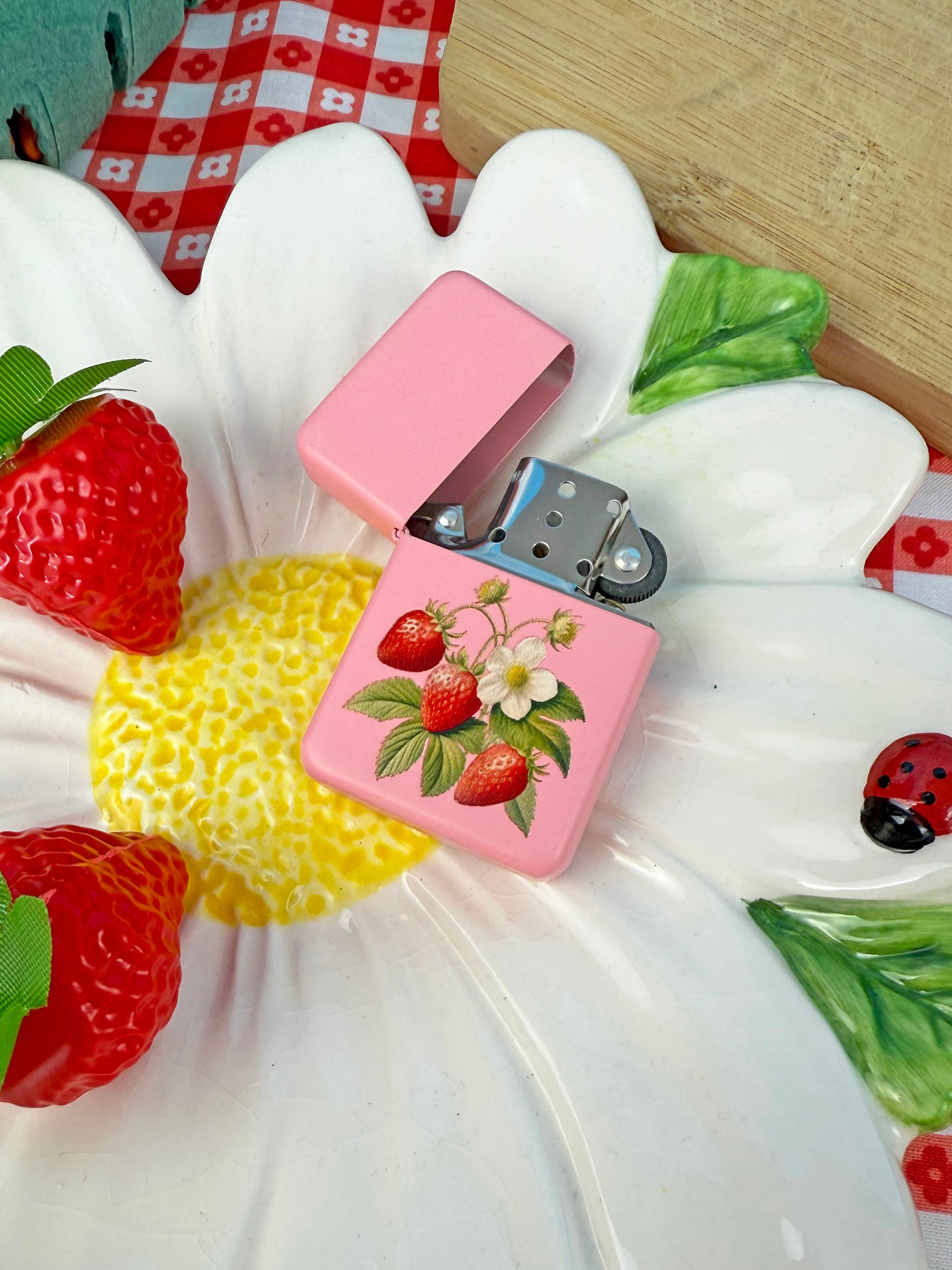A Shop of Things - Wholesale Lighter - Strawberry Lighter3