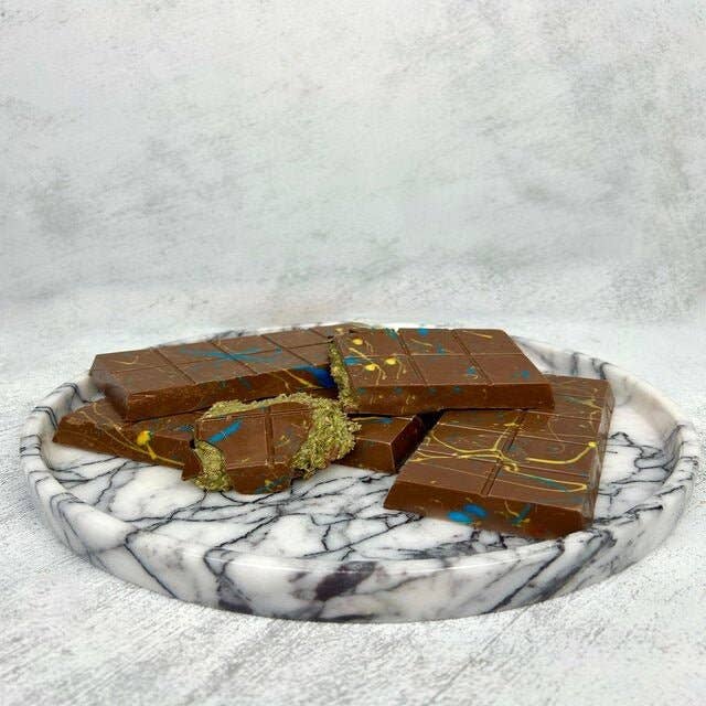 Aladdin - Wholesale Chocolate - Dubai Chocolate Assortment - Exquisite Taste & Visual Appeal5