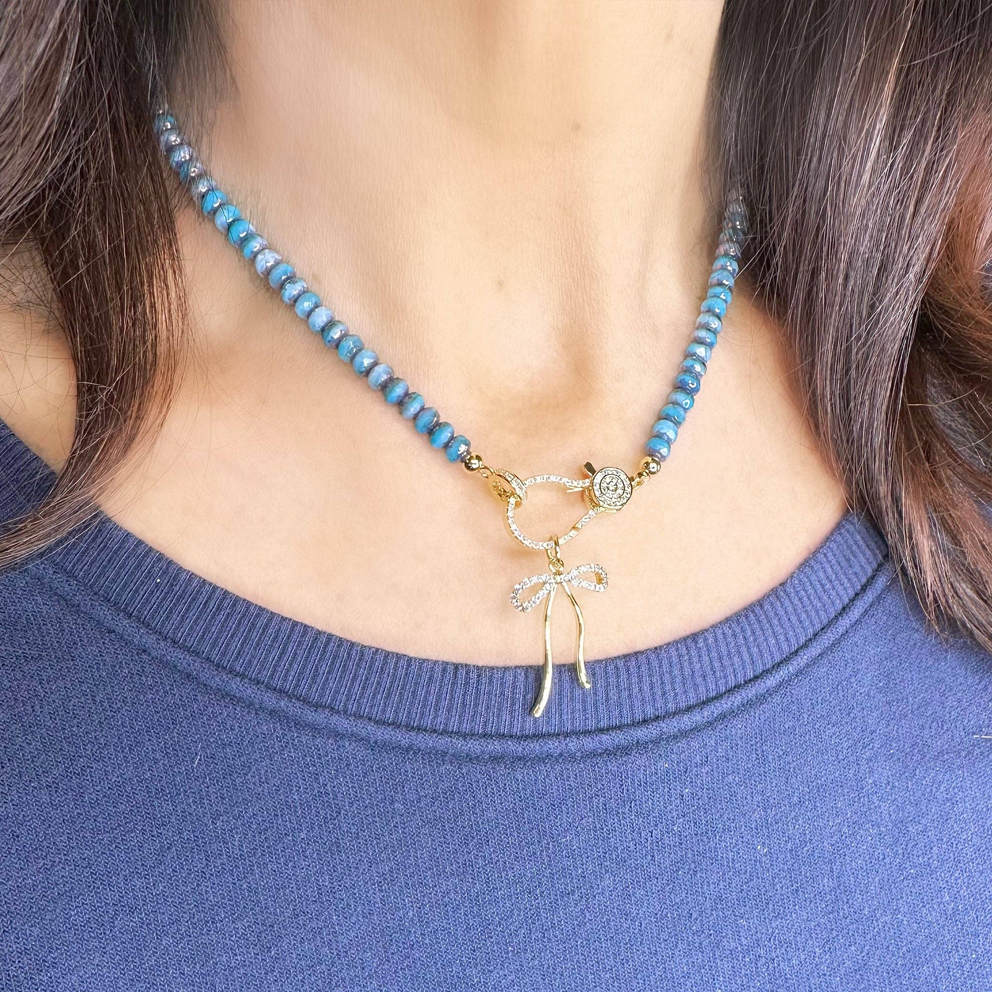 Love, Lisa – wholesale Pärlband/Pärlhalsband – Harper Crystal Clasp Halsband20