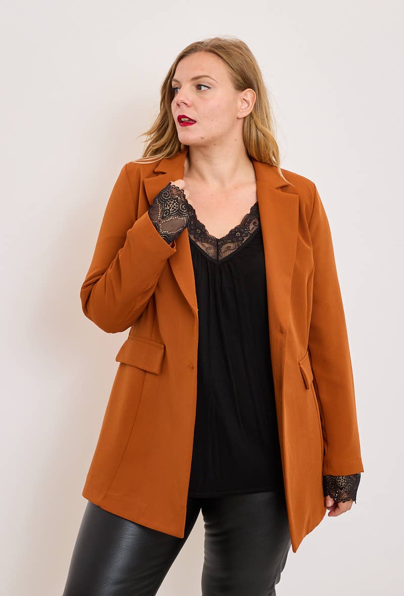 C'MELODIE – Blusão - Mulher por atacado – Tamanho Grande - Casaco feminino elegante com lapela1