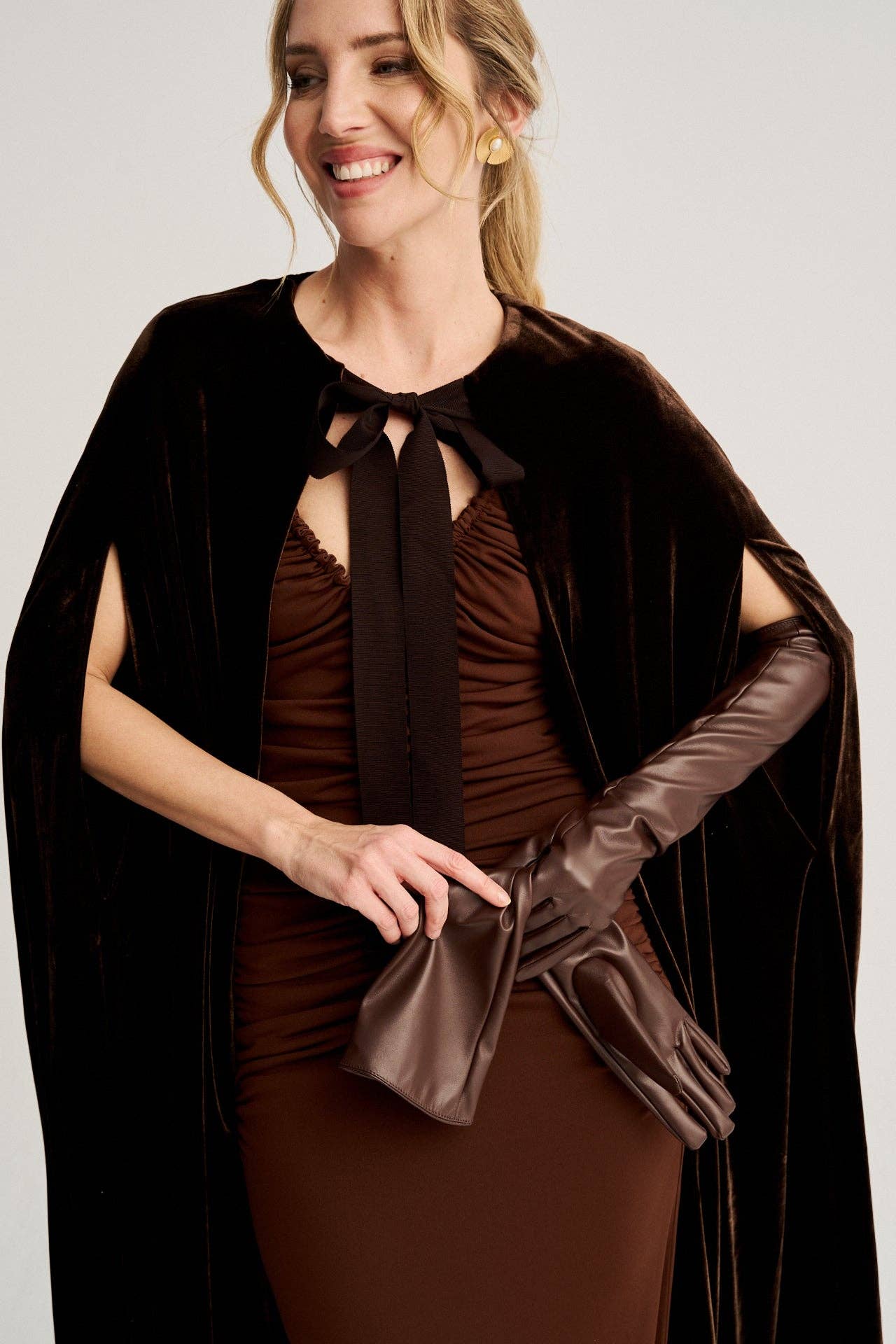 Bruna - Wholesale Gloves – Women's - Long Brown Gloves · Madame ·1