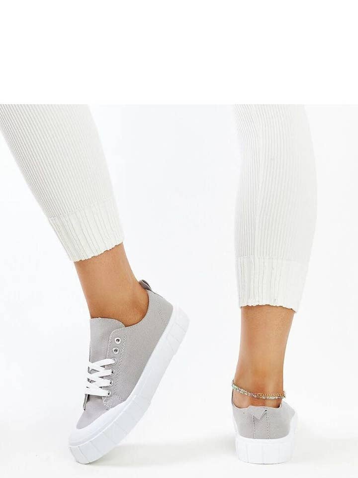 Lieber Deem Marktplatz - Wholesale Lifestyle Sneakers - Women's - Sneakers Model 207371 Solea17