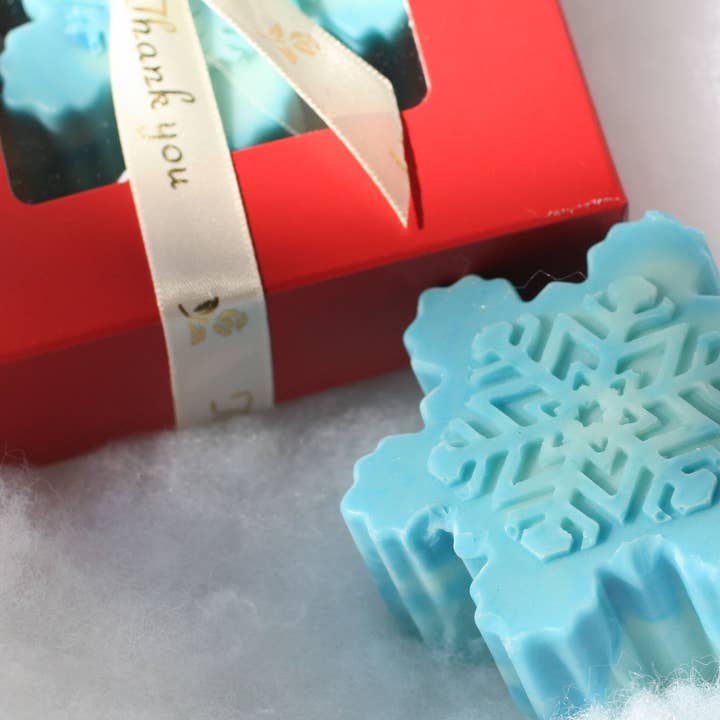 Savon de Noël aux flocons de neige (Fresh Snow) pour la vente par One Leaf Soap